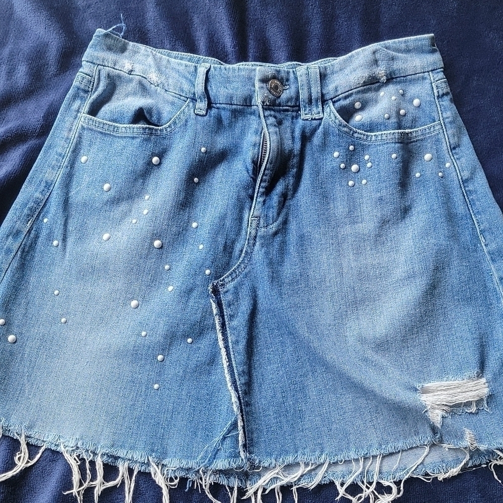 Guess mini flare distressed denim skirt